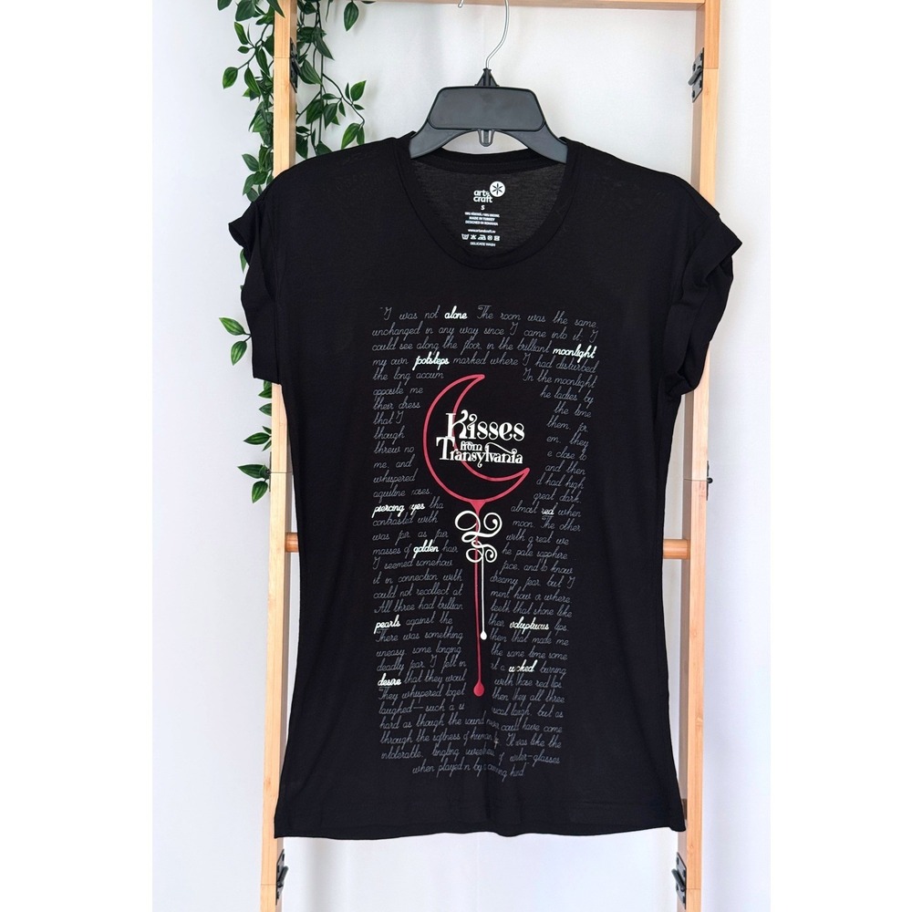 Romania Kisses From Transylvania Gothic Moon T Shirt Womens S Halloween Black